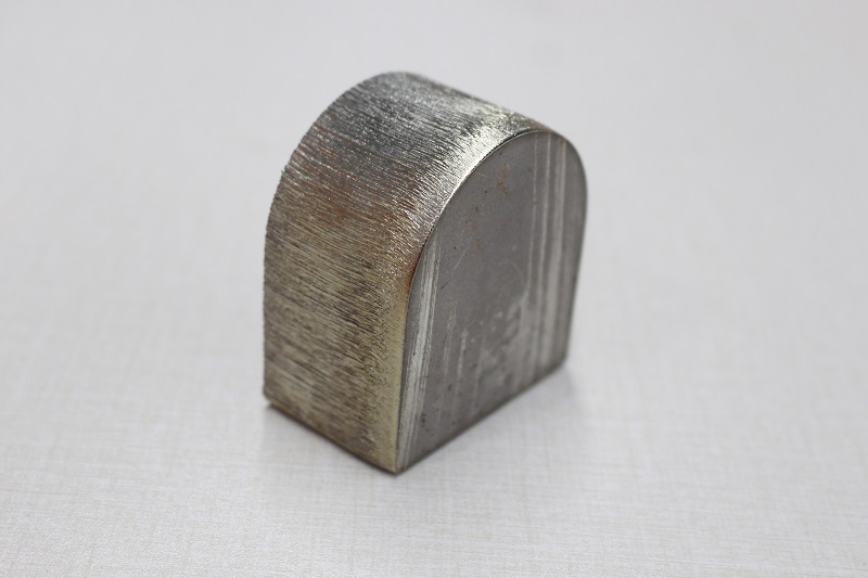 金属激光切割机最大能切多厚材料